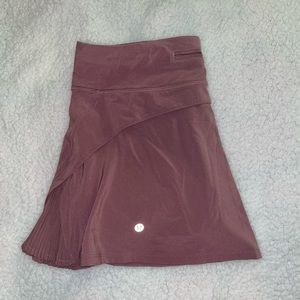 Lululemon Play off the Pleats skirt